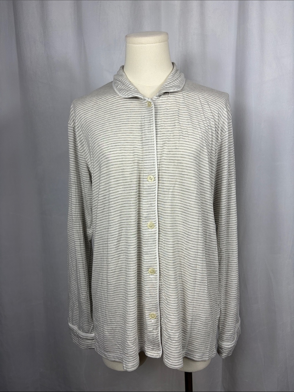J. Crew Eco Dreamiest Long-Sleeve Pajama Set‎ in Gray Stripe. - Picture 2 of 16